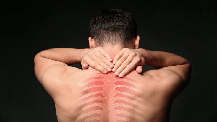 dolor de espalda en la osteocondrosis torácica